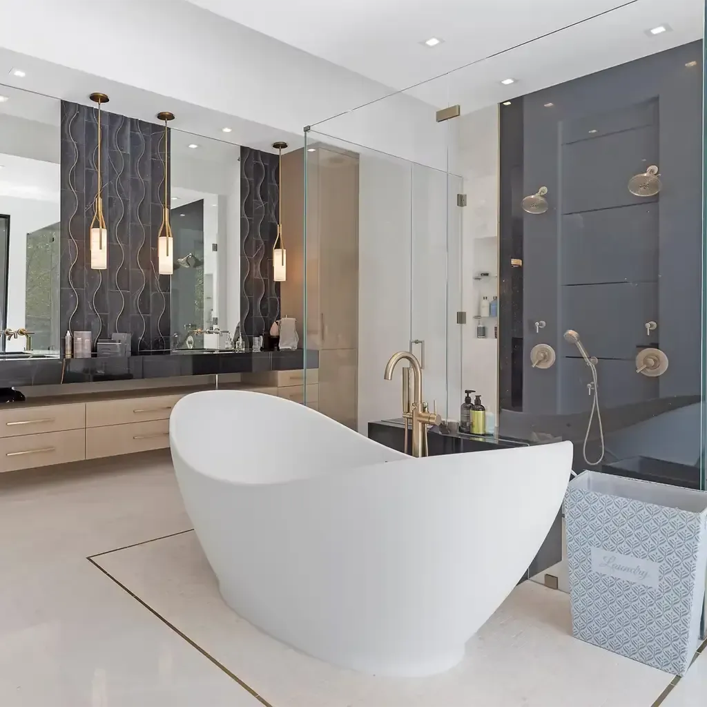 Customized bathroom, Kitchen & Bath Studios Inc Coconut Creek Florida.