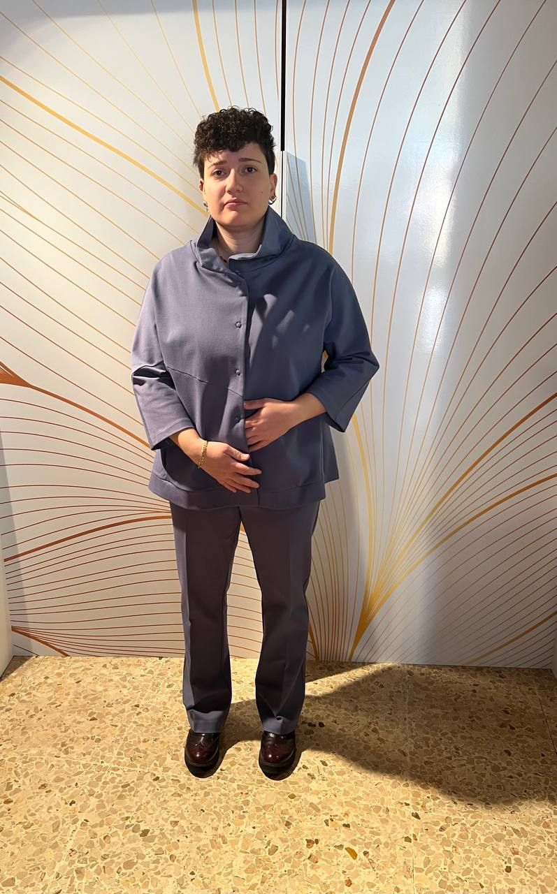 giacca in pelliccia blu elettrico