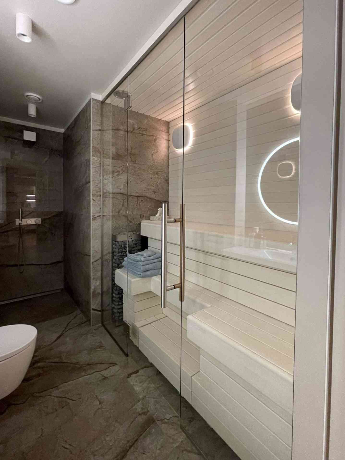 Sauna klaassein klaasuks kirgas klaas