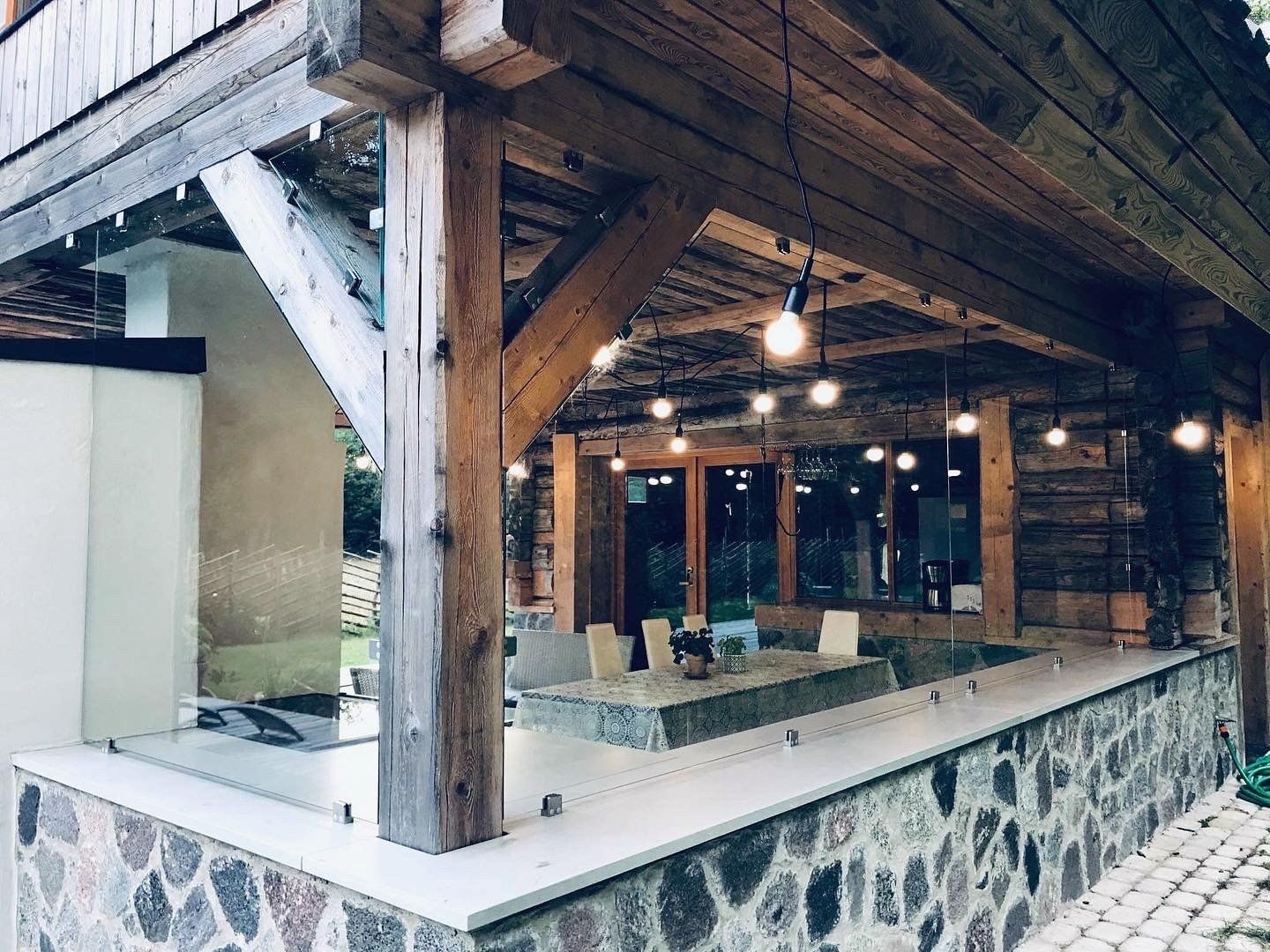 Piirdeklaasid, klaaspiirded, rPiirdeklaasid, klaaspiirded, rõdupiirdedõdupiirded