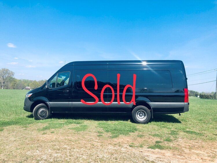 raven black customized van