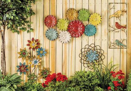 Consejos para decorar la valla de tu jardín