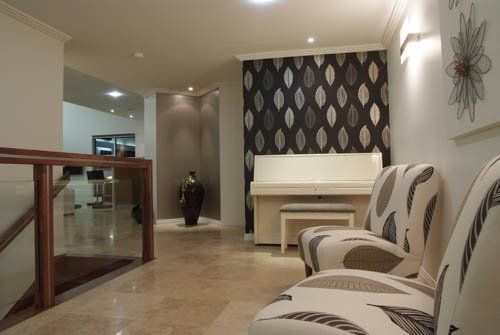 modern room with contemporary decor
