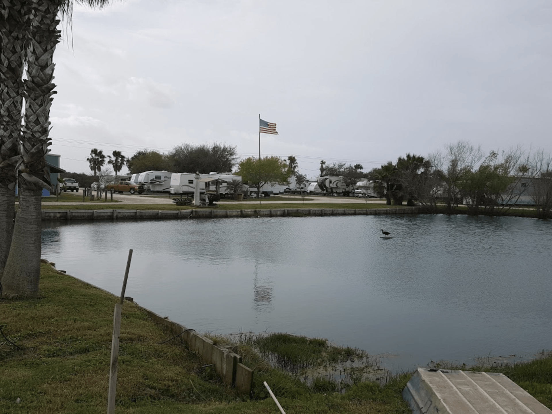Pond at Beacon 44 RV Park