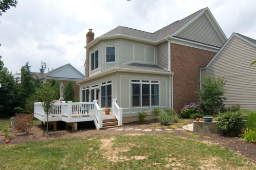 Differences Between Sunrooms and Traditional Additions: