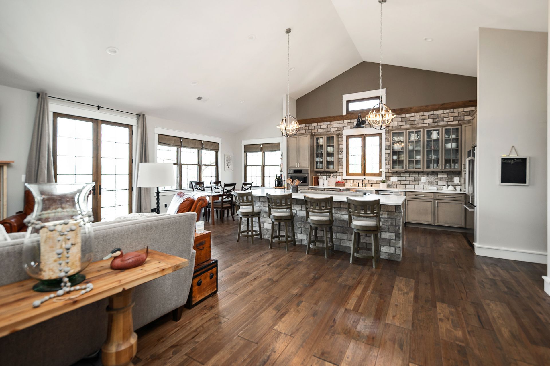 Thomas Custom Builders New Homes