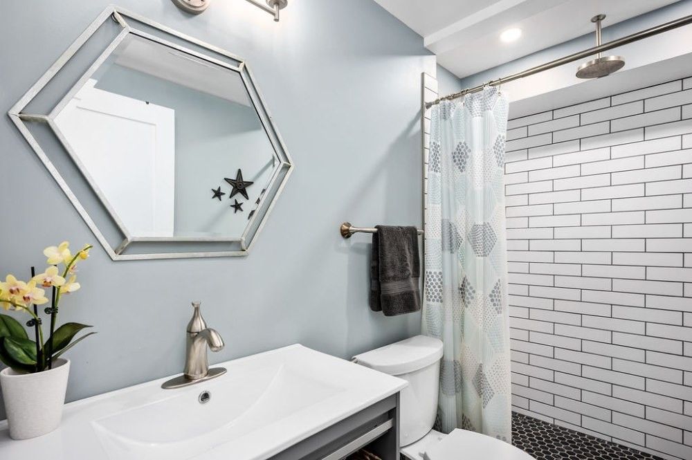 Unique and Organic-Shaped Mirrors