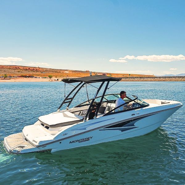 Gray wakesurf boat rental