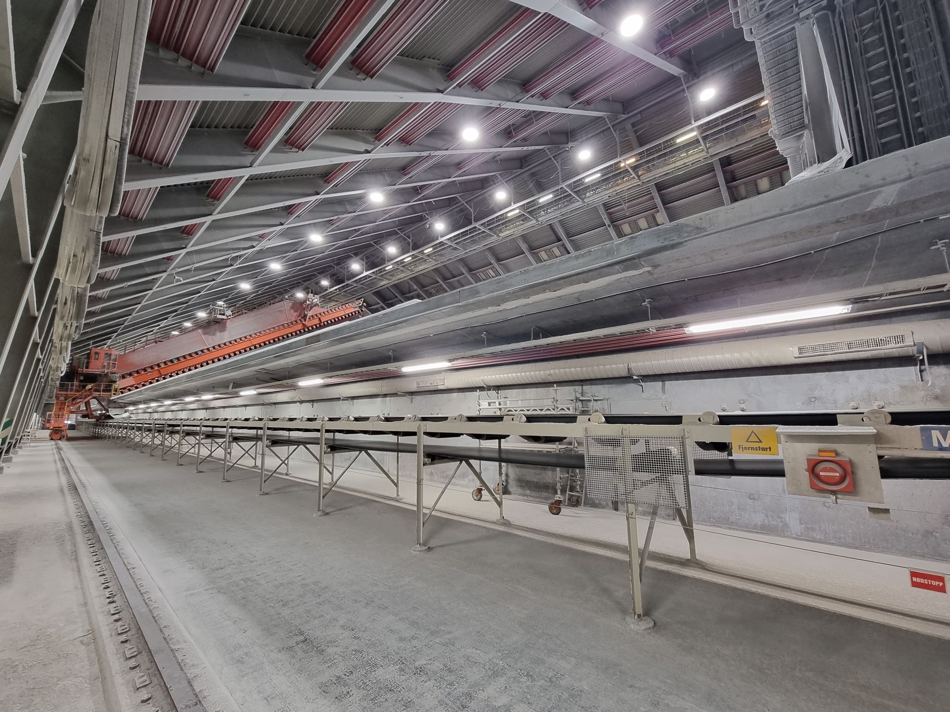 Adapti - Belysning for tungindustrien