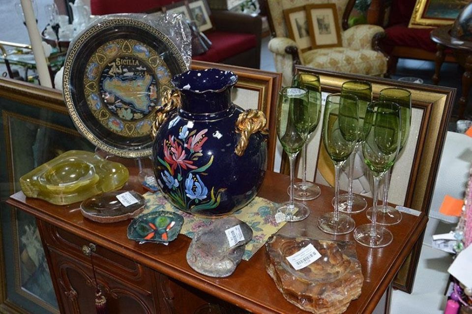 Oggettistica d'antiquariato