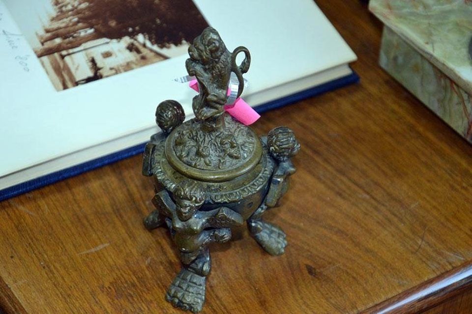 Oggettistica d'antiquariato