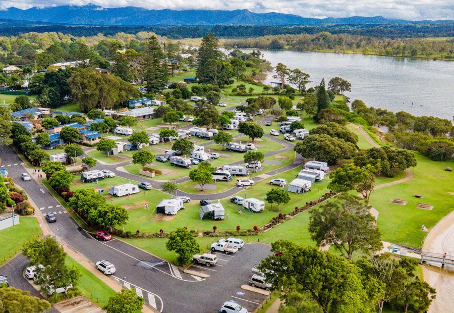 Landscape design with pool in Caulfield