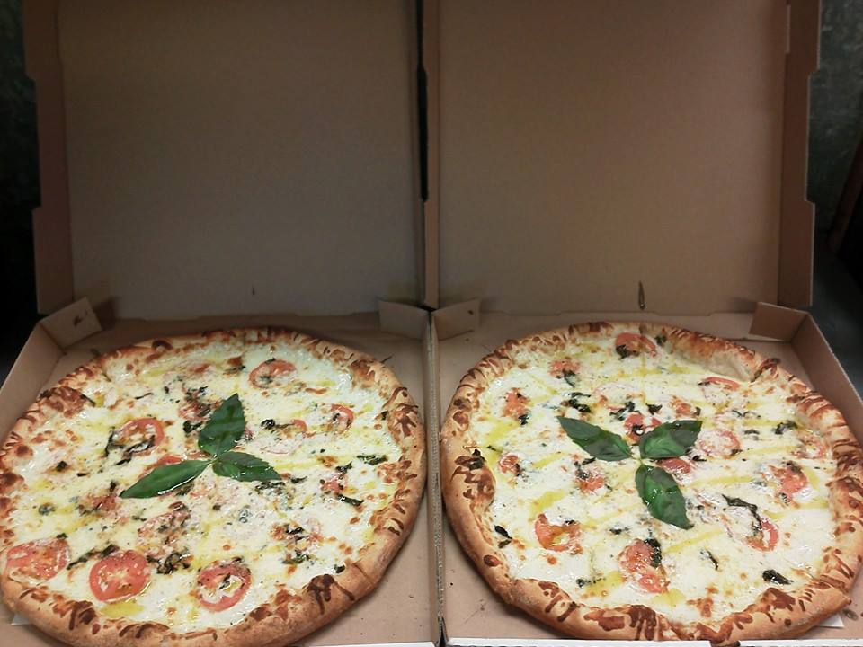 Margherita Pizza — food delivery in Yuma, AZ