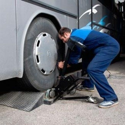 sostituzione pneumatici