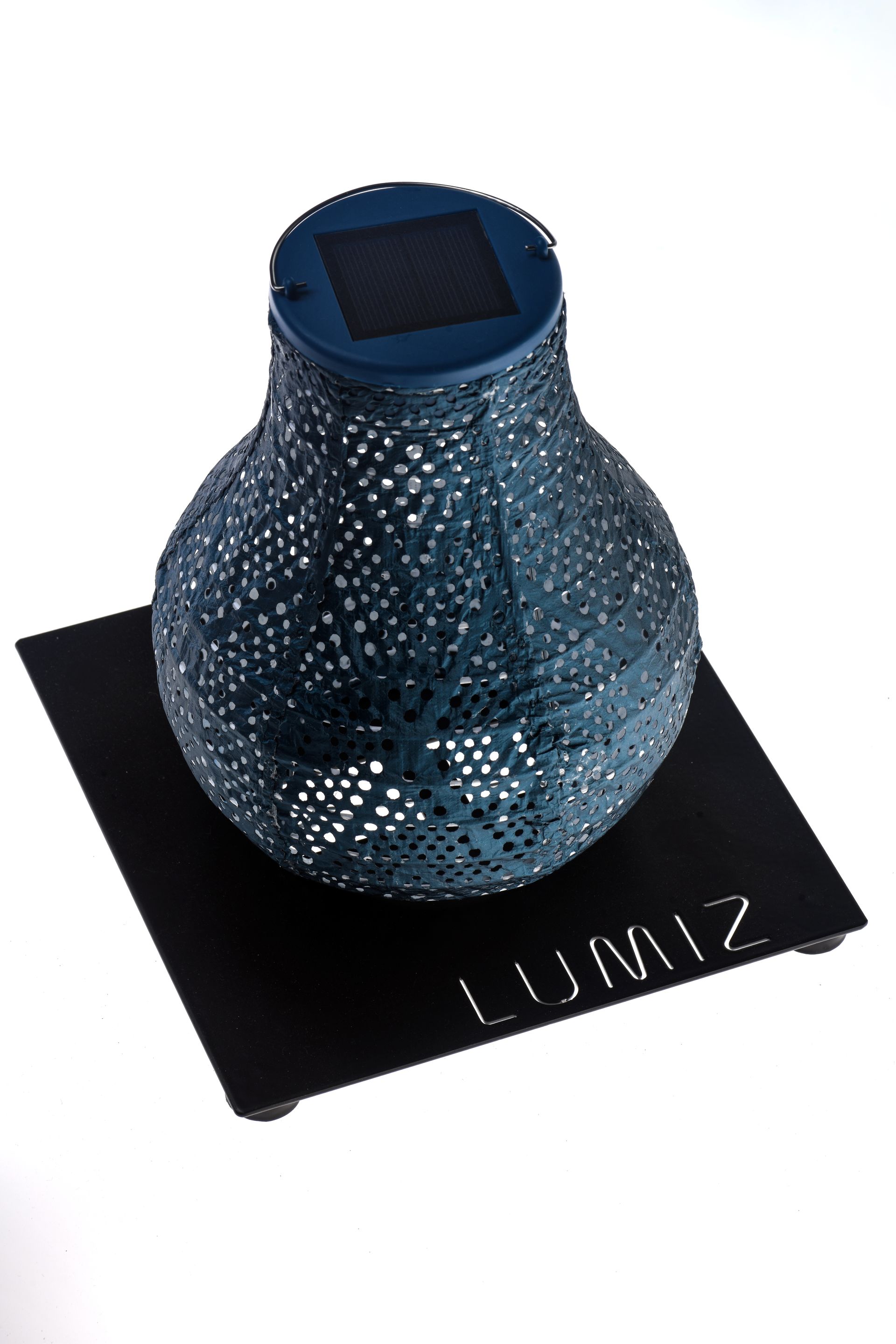 Outdoor Lantern, Solar Light, Adelaide Solar Light, Adelaide Solar, Adelaide Lantern, Adelaide Lumiz Lantern, Lumiz Lantern
Somerton Park, SA — The Outdoor Scene