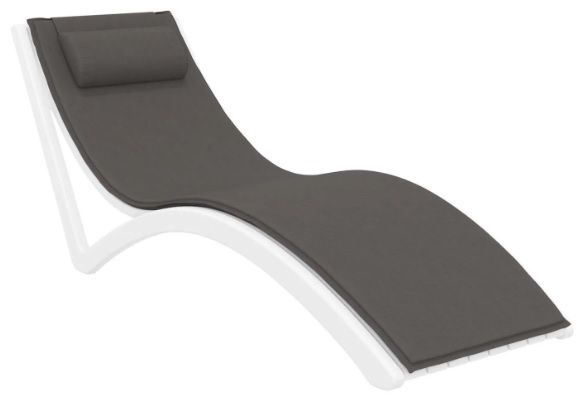 Grey Sunlounge — Somerton Park, SA — The Outdoor Scene