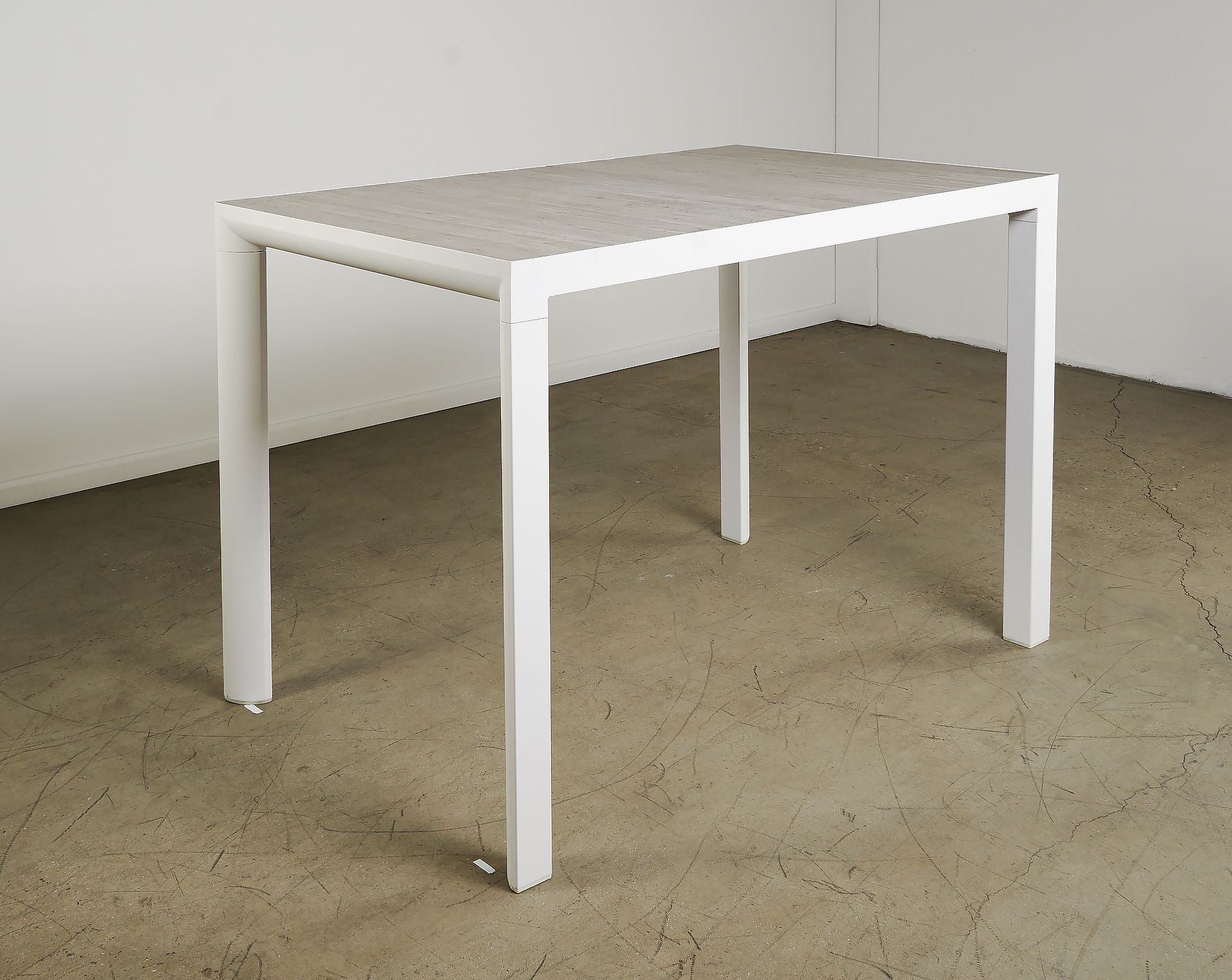 aluminium bar table