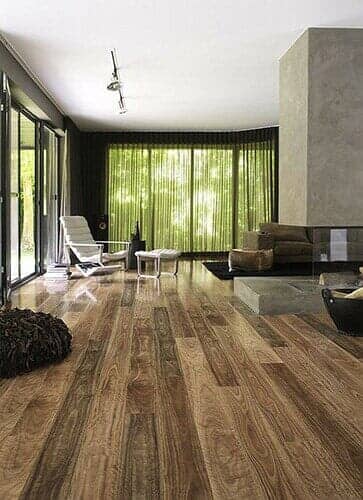 Living room with hardwood floor - flooring contractors in Jacksonville, FL