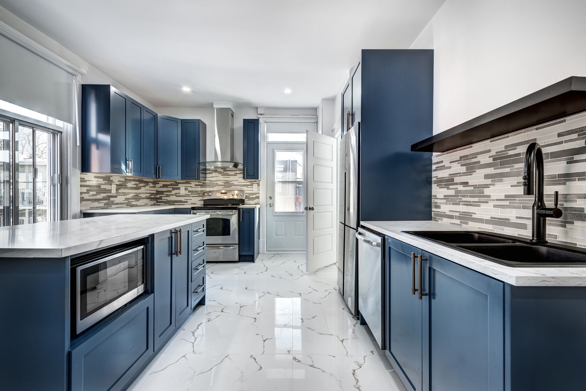 Contemporary Kitchen — Jacksonville, FL — Five Star Services