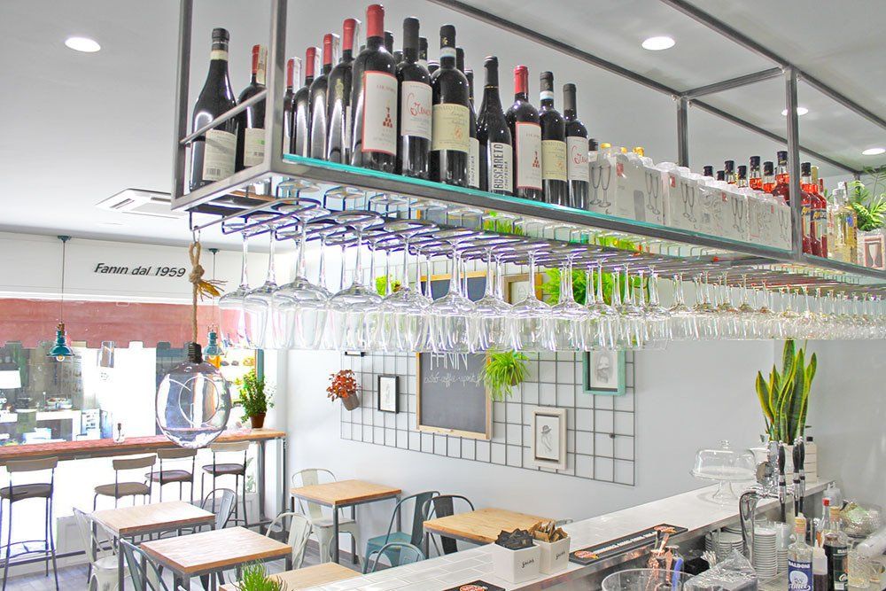 Arredo negozio a Varese con BBC Interni