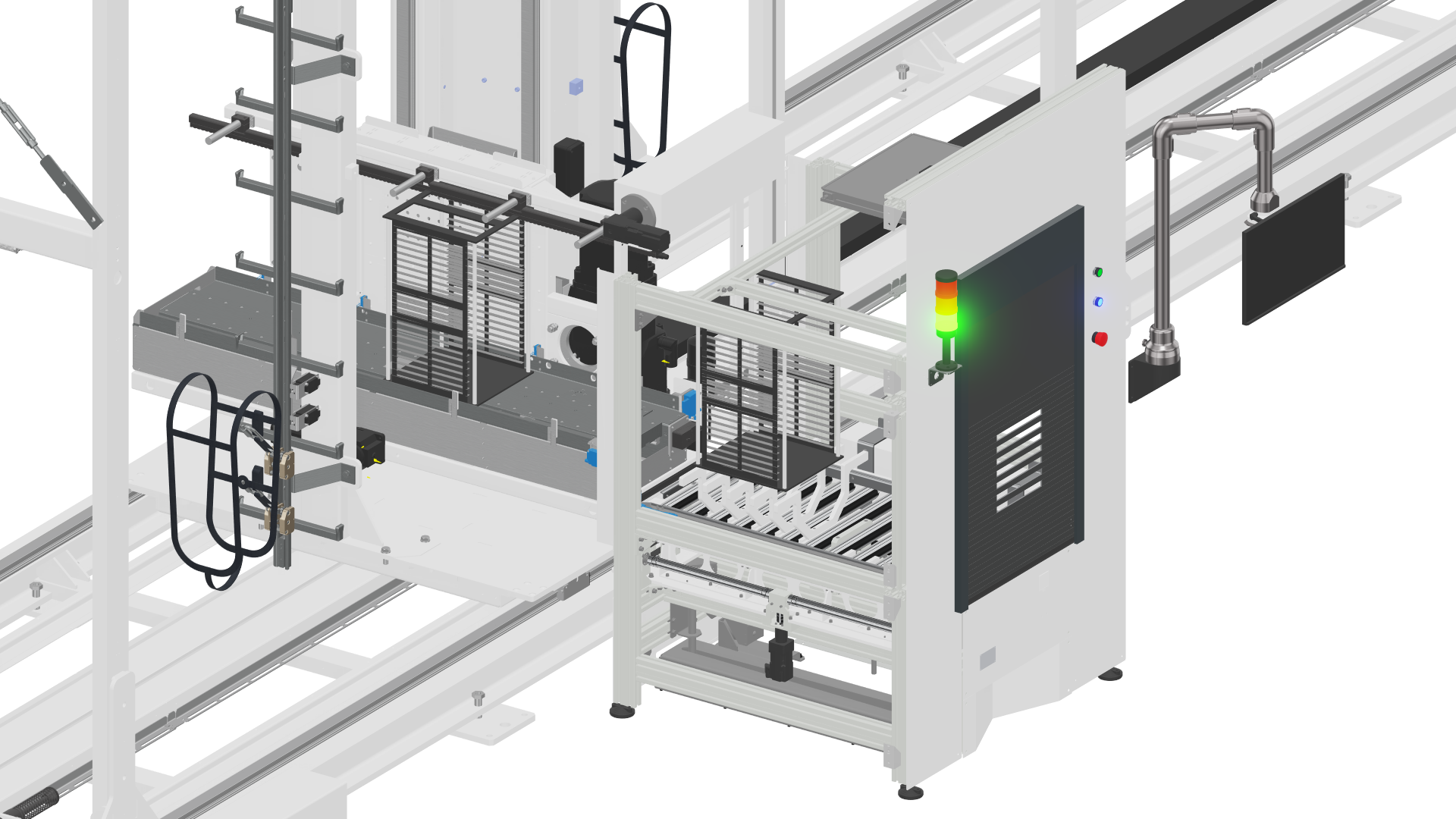 Eine Industriemaschine verpackt Produkte auf einem Förderband. Ein grünes Licht signalisiert den Betriebszustand.