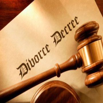 divorce decree document and gavel