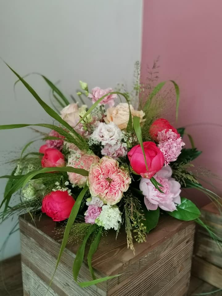 Composizione floreale per eventi