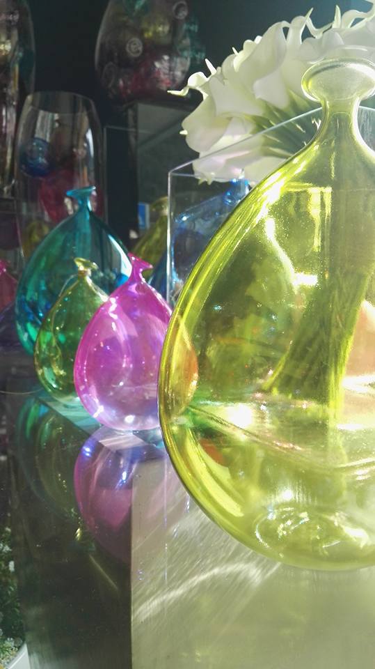 Vasi in vetro soffiato a forma di palloncino