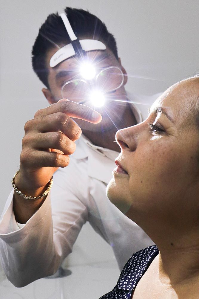 Rinoplastia ultrasónica funcional y estética con valoración especializada