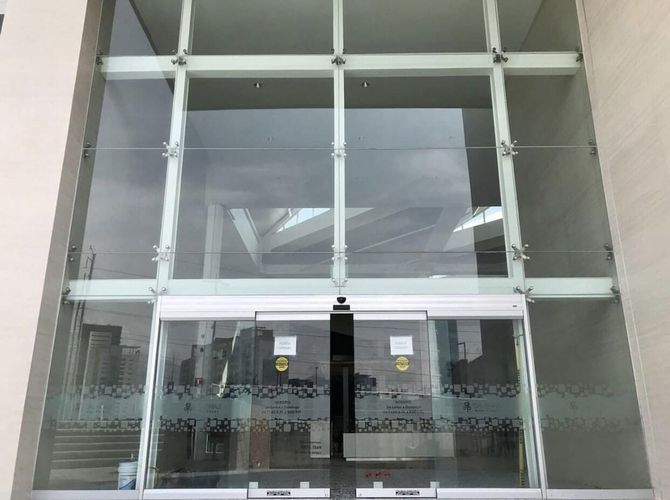 PUERTAS AUTOMÁTICAS PEATONALES S DE RL DE CV