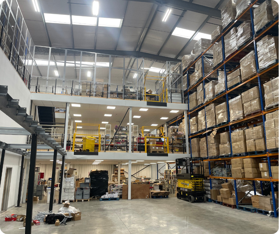 Two-tier mezzanine floor