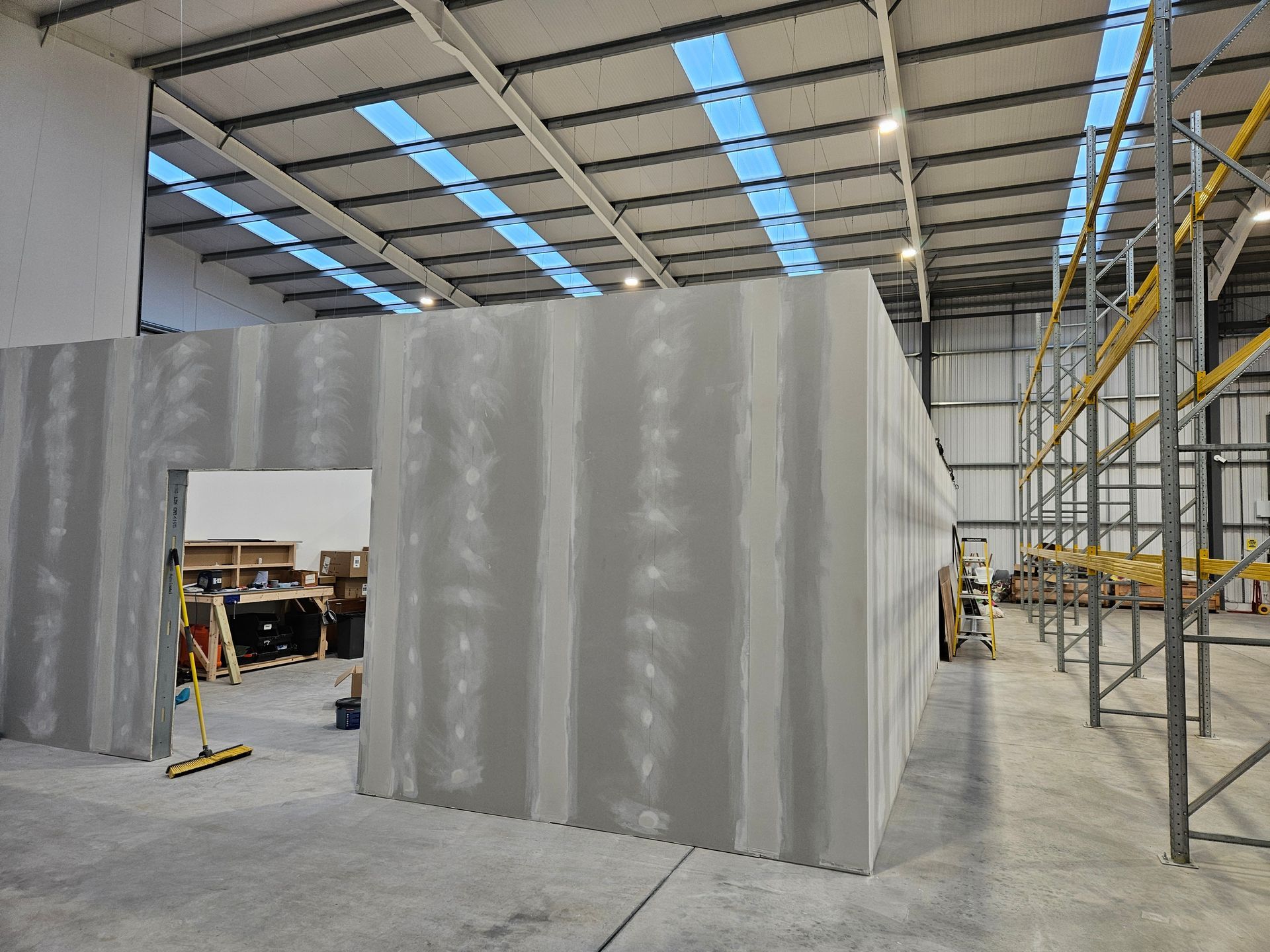 Creating Realistic Mock-Ups: Partitioning for Display Specialists in Evesham