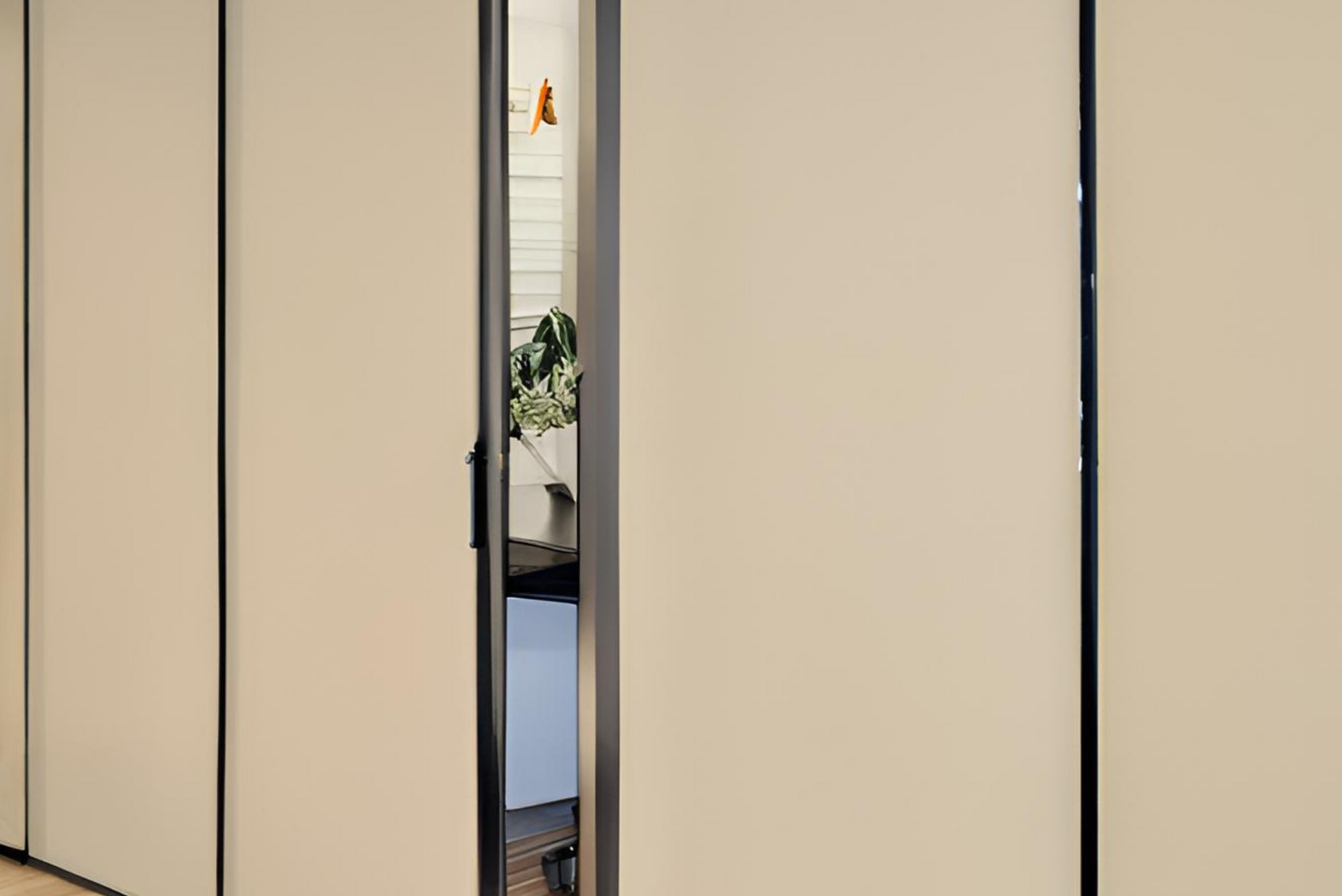 Silding Partitions