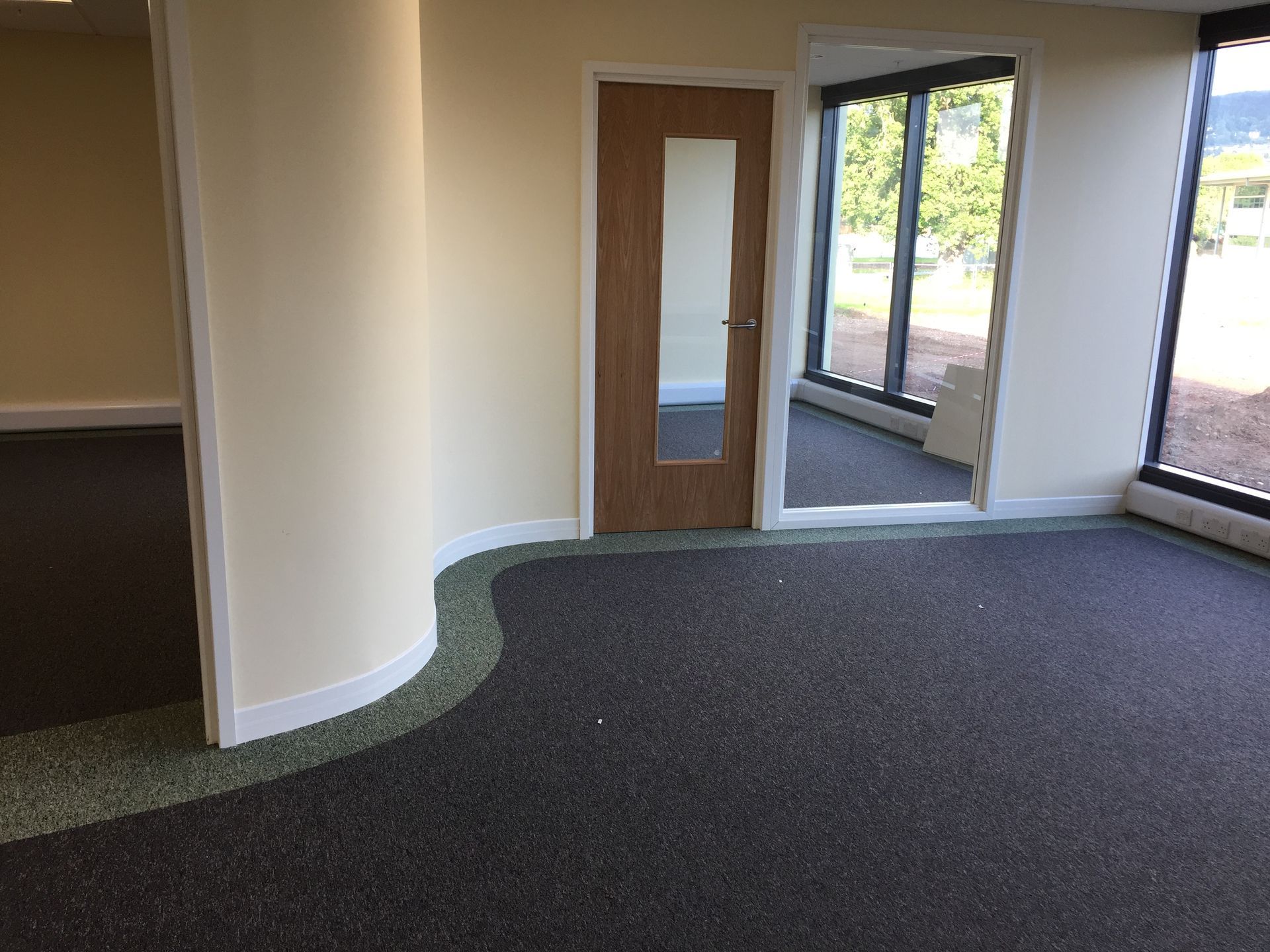 Curved partitions