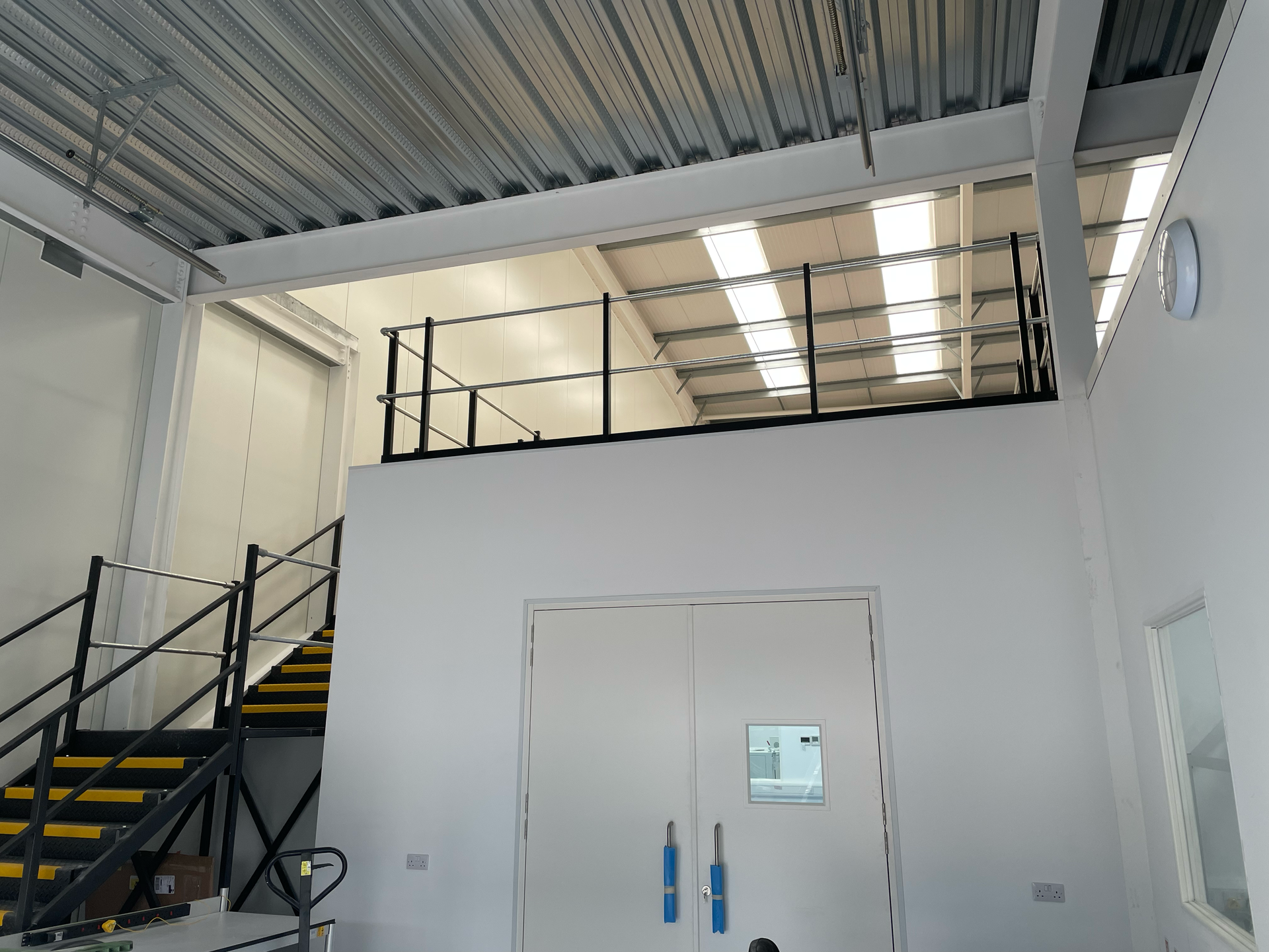 suspended ceilings for conference rooms