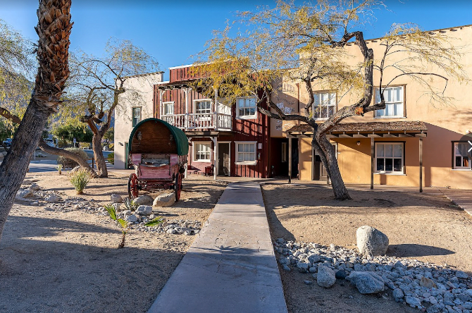 Palm Canyon Hotel and RV Resor