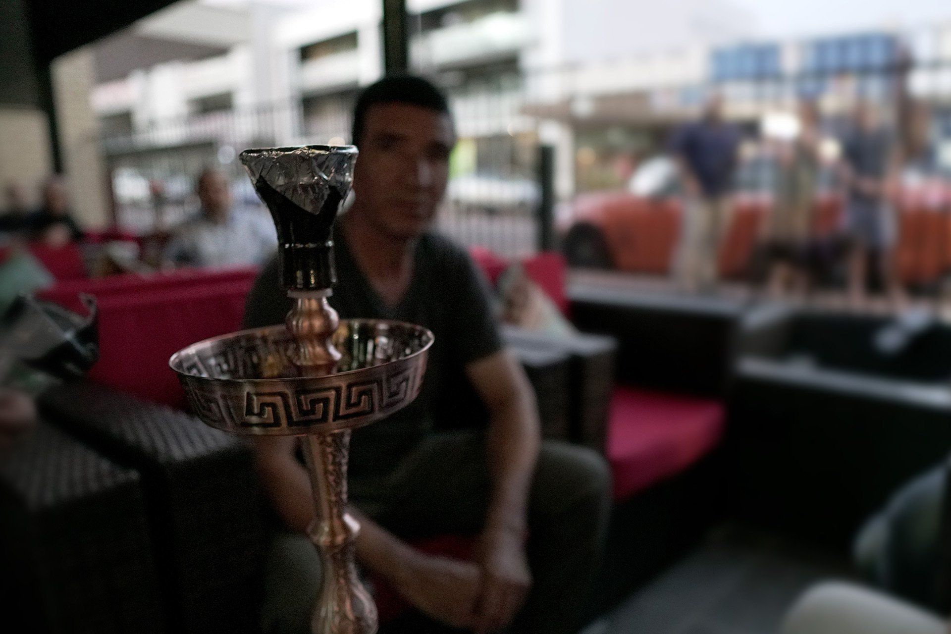 Ghan Hookah Lounge Chill Relax Chat Drinks