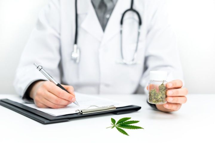 medical cannabis treatment doctor