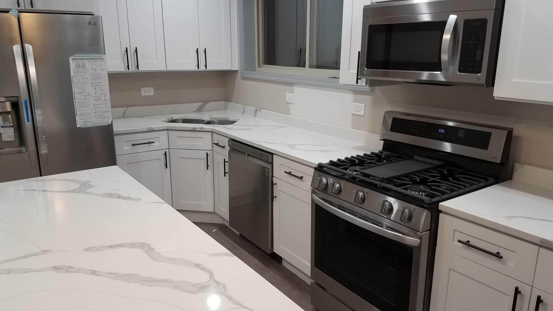 Marble kitchen countertop in luxury kitchen countertop