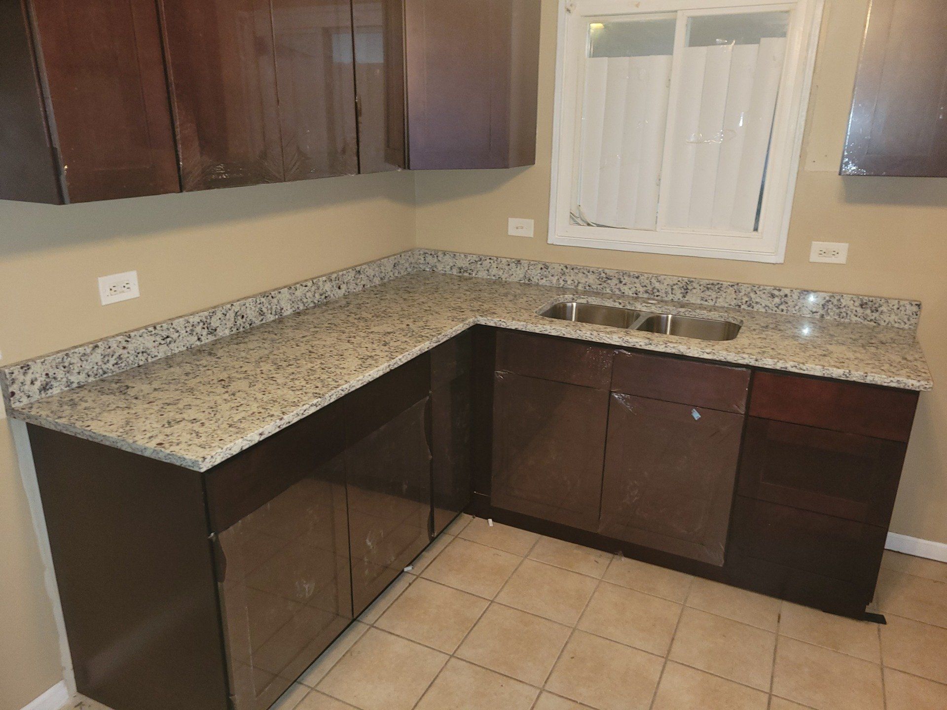 Granite kitchen countertop inside a luxury Indiana apartment
