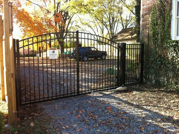 Large Arched Gate — Chesterfield, MI — Radiance Aluminum Fence, Inc.