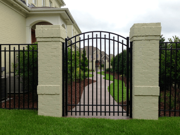 Homeowner's Gate — Chesterfield, MI — Radiance Aluminum Fence, Inc.