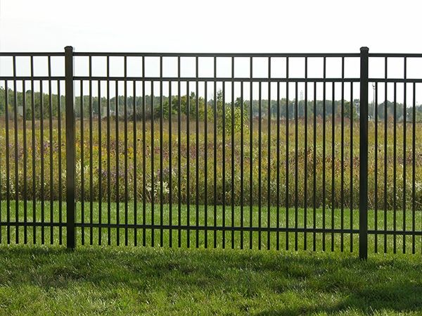 Simple Fence — Chesterfield, MI — Radiance Aluminum Fence, Inc.