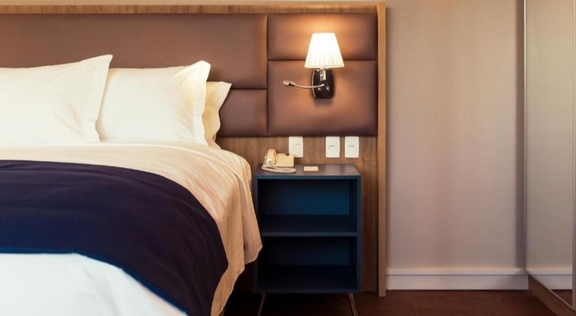 Acomodações  - Brut