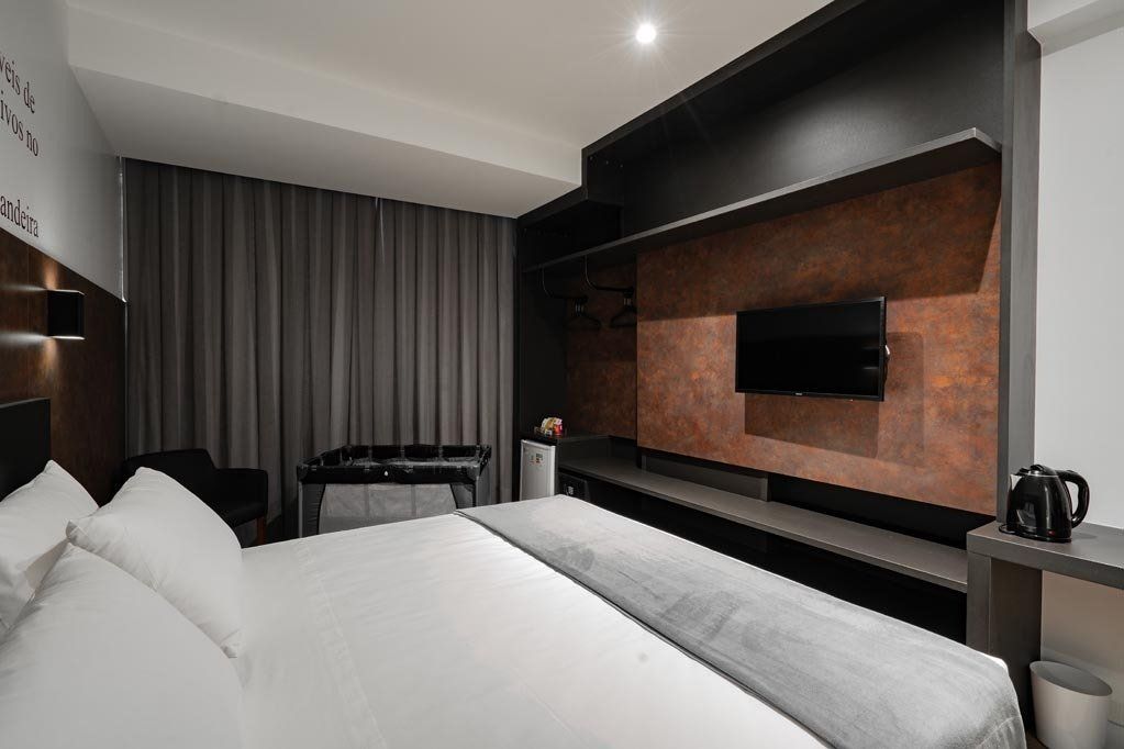 Acomodações - Brut