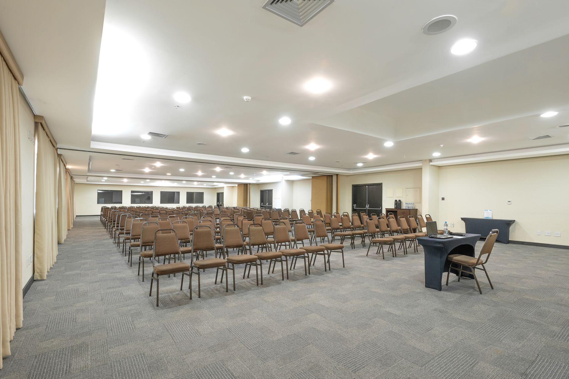 Eventos - Slaviero Essential Guarulhos Aeroporto