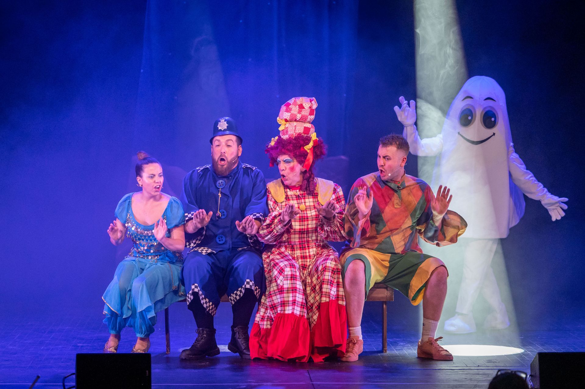 Aladdin, The Rylance Theatre, Ashford