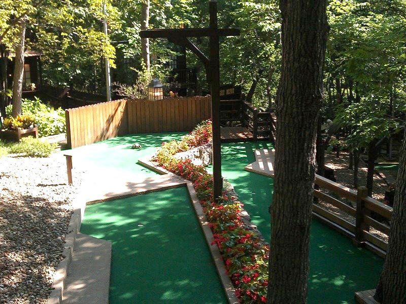 Sugar Creek Mini Golf 