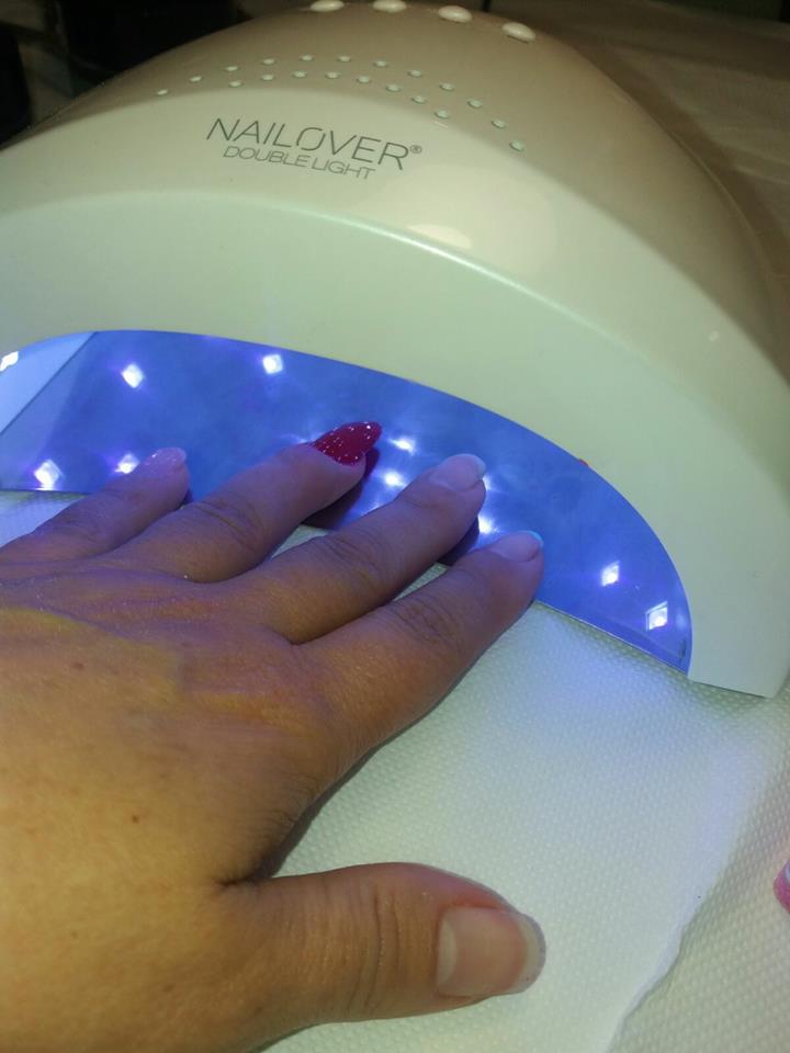 macchina per trattamento unghie