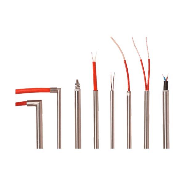 Conjunto de elementos calefactores cilíndricos con cables conductores expuestos.